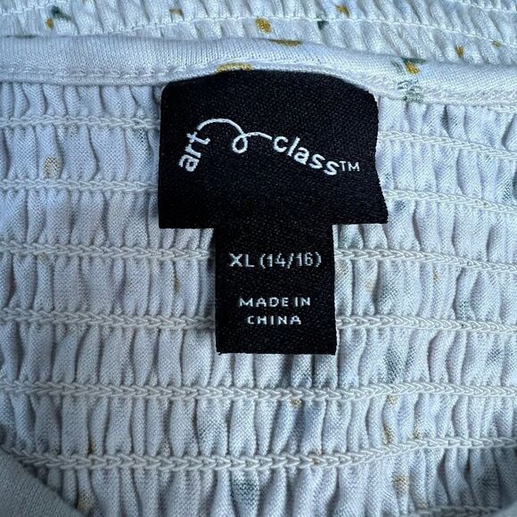 Art Class Top - Picture 3 of 3